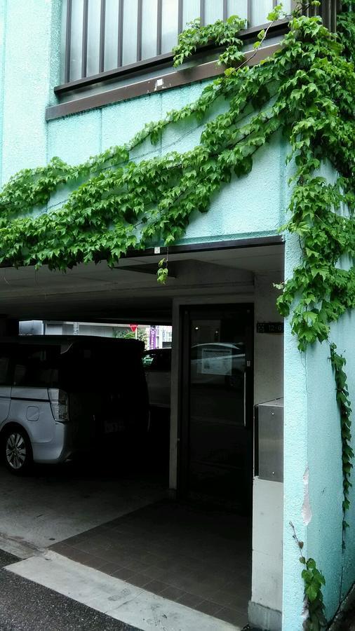 Base Inn Uguisudani Tokyo Exterior photo